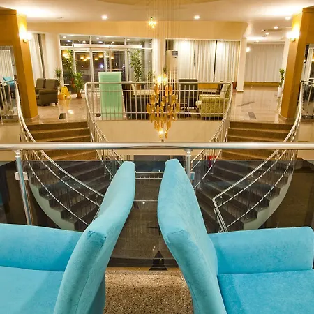 Hotel Narcia Side