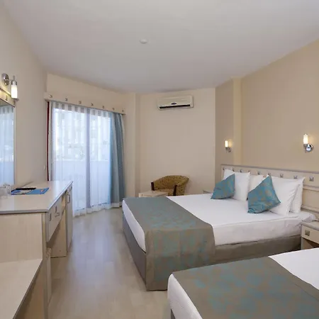 Hotel Narcia Side